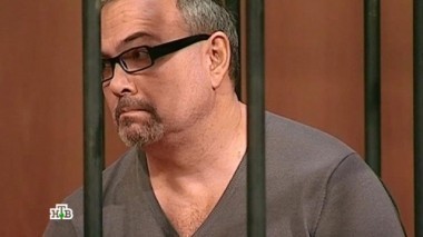 Молодой человек попал в аварию, но его отец посчитал, что сына подставили, и натравил на вымогателей собак 06.12.2015