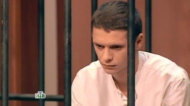 Молодой человек взорвал свою машину, в которой находилась его бывшая девушка 19.11.2014