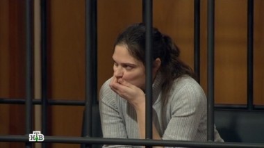 Молодую домохозяйку обвиняют в жестоком убийстве биологической матери 21.03.2016