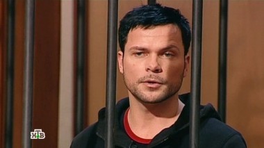 Мужчина убил свою престарелую тетю, оставив ее труп на съедение 19 кошкам 02.08.2016