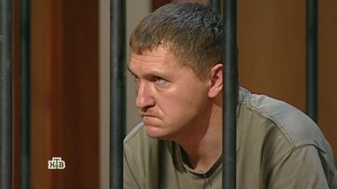 Мужчина заколол школьных преподавателей, виня их в самоубийстве своей дочери 23.05.2017