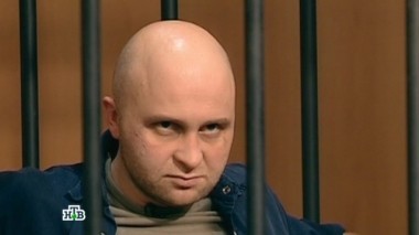 Мужчину вместе с супругой подорвал в машине родной брат, обиженный из-за наследства 15.07.2015