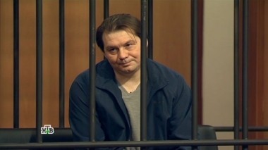 Охранник решил избавиться от свидетельницы своего мошенничества и ударил ее молотком по голове 16.02.2017