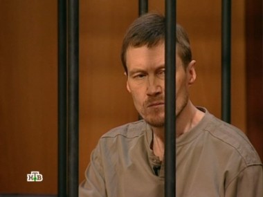 Он отомстил чиновнику, который оставил его без жилья? 15.11.2012