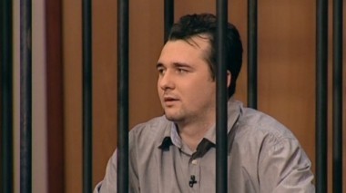 Парень застрелил охранника психбольницы, чтобы вызволить оттуда свою невесту 06.02.2014