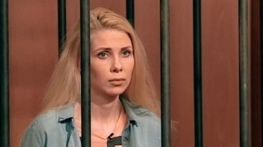 Протестуя против работы химического завода, эколог случайно подорвала охранников 21.09.2015