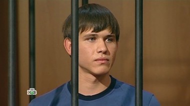 Пытаясь отомстить за сорванную свадьбу, жених отравил соперника и его товарища 17.05.2017