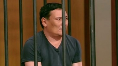 Рогоносец попал на скамью подсудимых за убийство любовника своей жены 02.08.2014