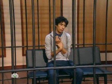 Школьника судят за убийство одноклассника из-за мобильного телефона 08.08.2012