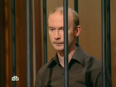 Страж закона или маньяк? Присяжные разберутся  18.07.2012