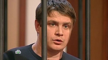 Стриптизер женился на богатой поклоннице, а затем задушил супругу, чтобы завладеть ее состоянием 15.08.2017