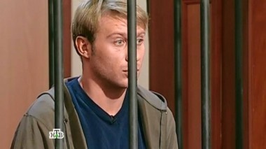 Таксист ограбил пассажира и оказался на скамье подсудимых  23.06.2016