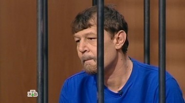 Участковый хотел успокоить жильца-дебошира, но в итоге получил смертельные ранения 02.04.2015