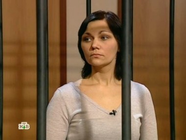 В мусорном контейнере был найден труп молодого человека 23.01.2012