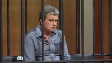 Водитель, потеряв в ДТП жену и ребенка, забил до смерти ремонтировавшего его машину автомастера 22.09.2016