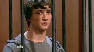 Юноша не смог простить врачу ошибку, из-за которой во время операции умер его отец 12.01.2014