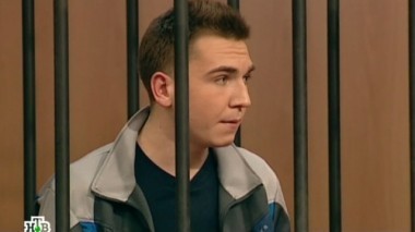 Юноша задушил парализованную старушку, чтобы украсть деньги и драгоценный перстень 03.08.2015