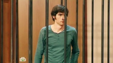 Юный Ромео забил камнями свою Джульетту и сжег ей лицо 12.02.2015