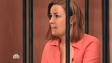 Женщина отравила коллег, чтобы не делить с ними прибыль 10.06.2015