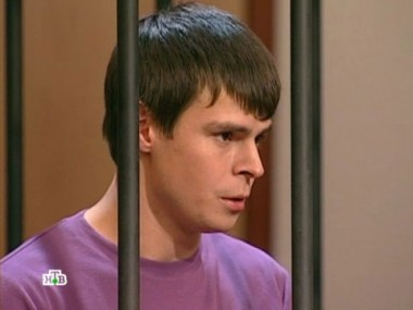 Жильца коммуналки не любили все соседи, но в его убийстве обвинили пасынка 13.10.2012