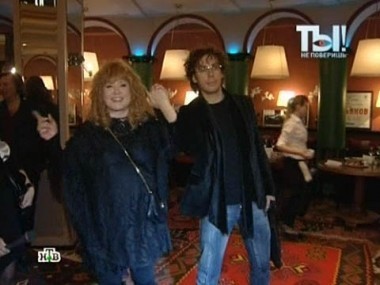 Как Максим Галкин развлекает Аллу Пугачёву наедине? 10.12.2011