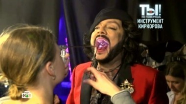 Киркоров теряет голос, зачем Пугачёвой - ландшафтные дизайнеры, звезды открывают дачный сезон 23.04.2016