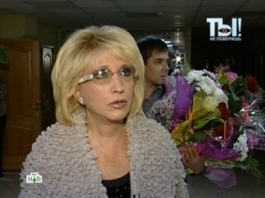 Правда ли, что Ирина Аллегрова набросилась на фанатку?  14.07.2012